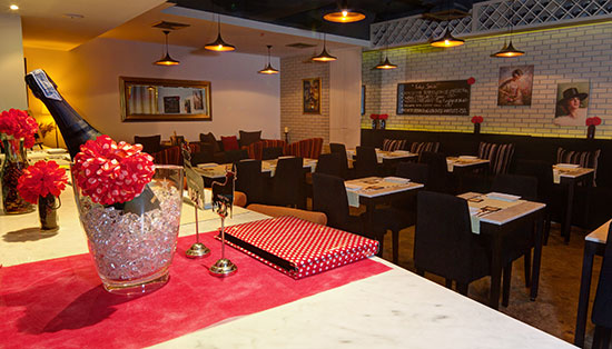 Hola Tapas & Wine Restaurant