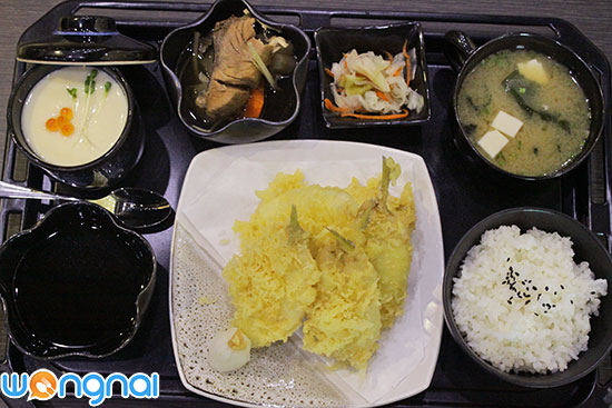 Jiro Raw Bar & Grill