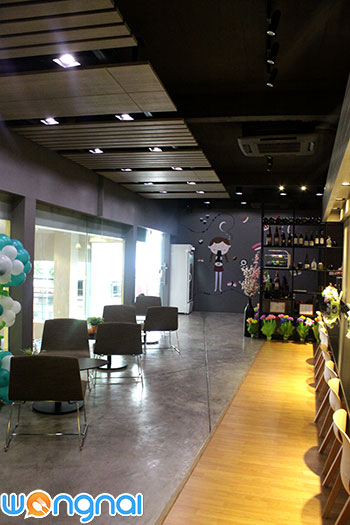 Jiro Raw Bar & Grill