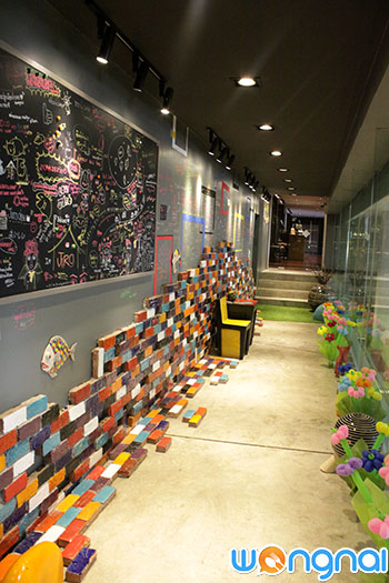 Jiro Raw Bar & Grill