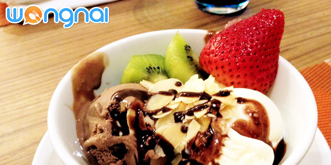 ห้องอาหาร เดอะ กลาส เฮ้าส์ โรงแรมอีสติน แกรนด์ สาทร กรุงเทพฯ ห้องอาหาร เดอะ กลาส เฮ้าส์ โรงแรมอีสติน แกรนด์ สาทร กรุงเทพฯ