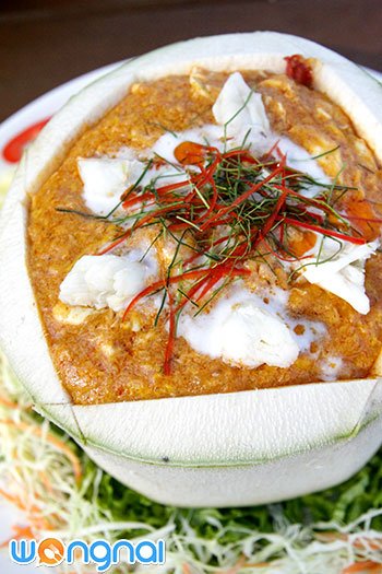 เรือนร่มไทร