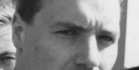 Scott-cut_grey_thumb_thumb