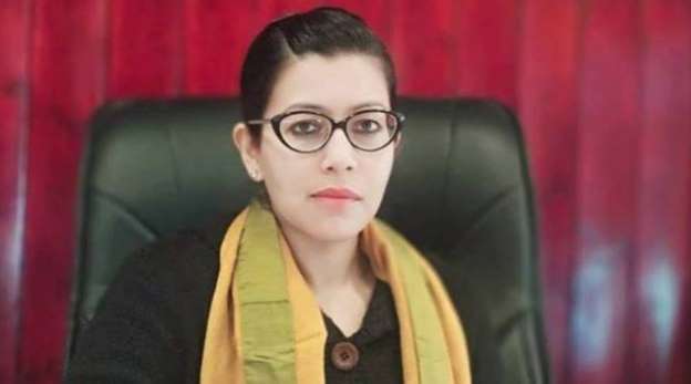 آئی اے ایس افسر اونی لواسا(فوٹو: فیس بک)