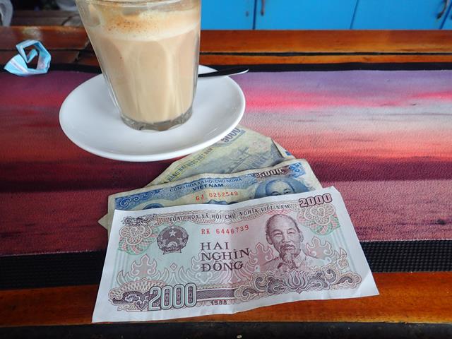 How much do you know about tipping in Vietnam? · Vis Estate