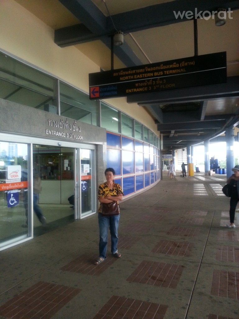ทางเข้าสถานีขนส่งหมอชิต 2 สายอีสาน (ชั้น 3)