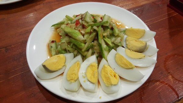 ตำแตงไข่ต้มหมูแดด