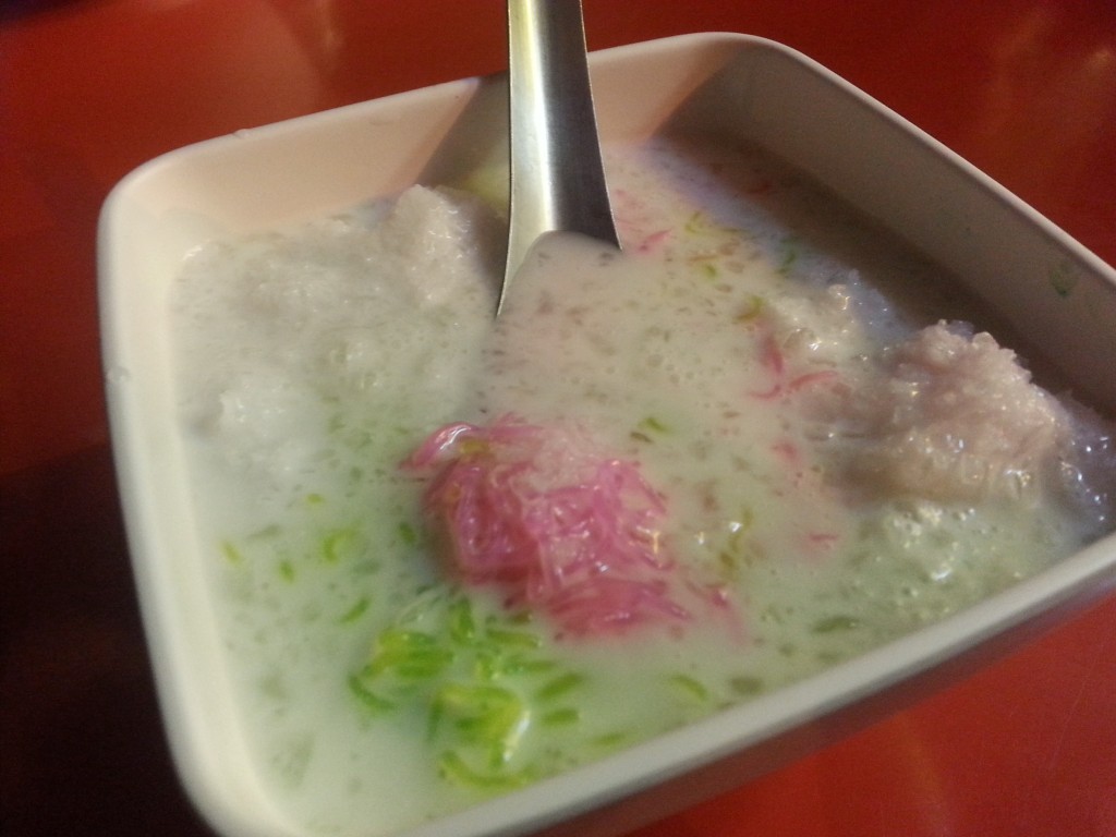 น้ำแข็งใสเย็นๅ