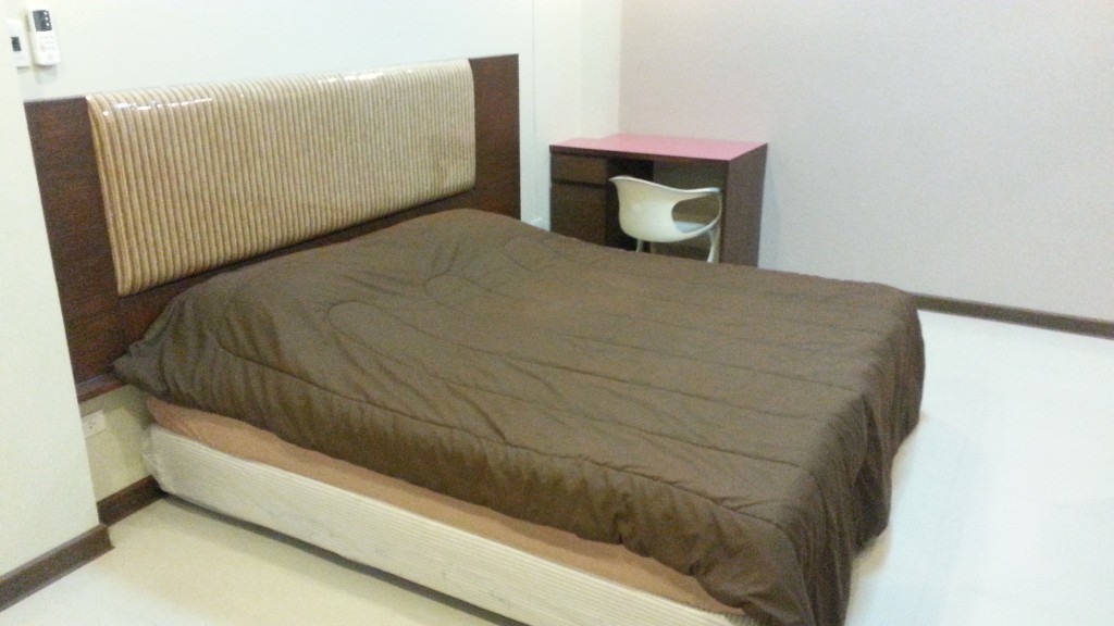 เตียงนอน
