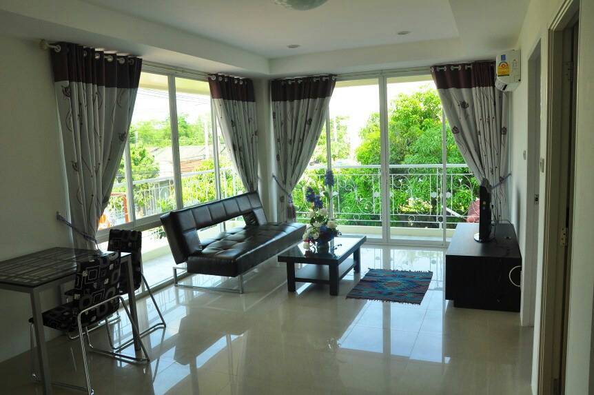 ห้องแบบ Corner จะมีระเบียงทั้งสองด้าน และพื้นที่จะกว้างกว่าห้อง VIP ธรรมดานิดหน่อย
