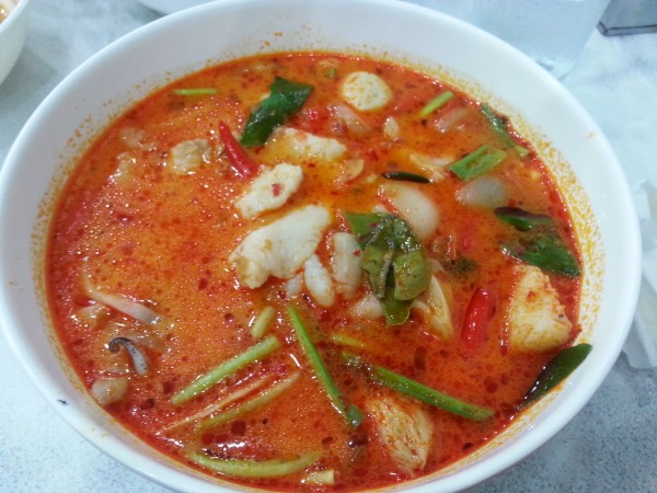 ก๋วยเตี๋ยวปลาต้มยำน้ำข้น