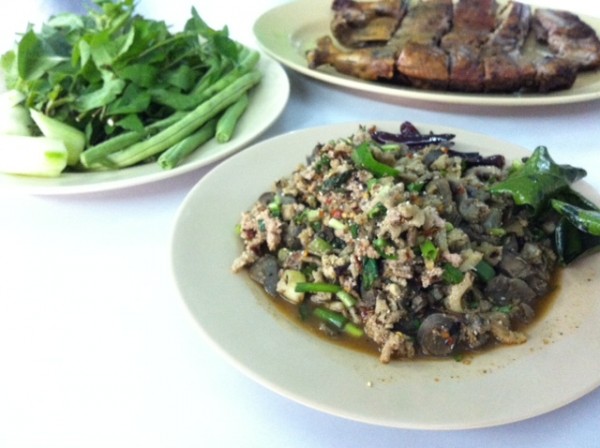 ลาบเป็ดรสเลิศ