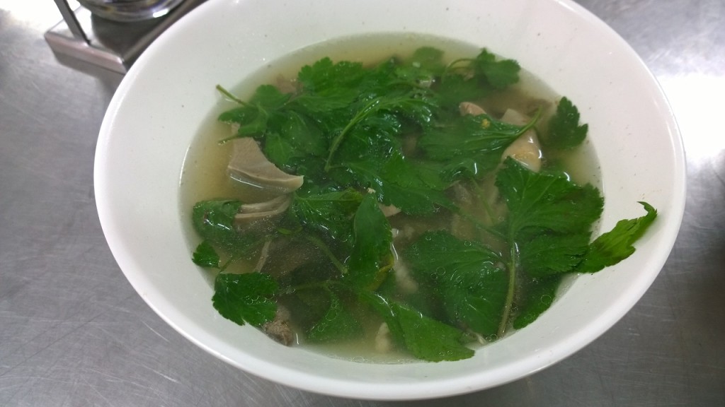 เกาเหลา โรจน์โภชนา
