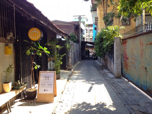 ร้านอยู่ในตรอกปลาทู ต้องเดินเข้ามา