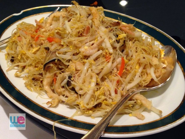 ผัดหมี่ทรงเครื่อง