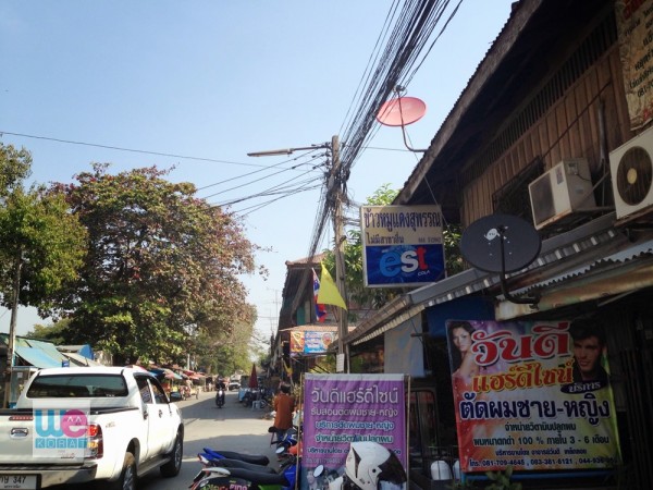 ข้าวหมูแดงสุพรรณ ใกล้สถานีรถไฟปากช่อง