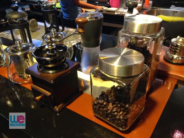 เครื่องบดกาแฟแบบหมุนมือ