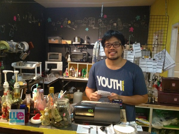 คุณอาร์ม เจ้าของร้าน Bored?