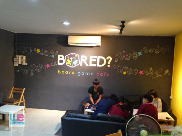 ร้าน Bored? บอร์ดเกมคาเฟ่ หน้า มทส.
