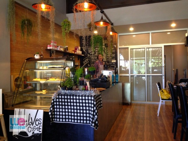 ร้าน Lee's Cafe