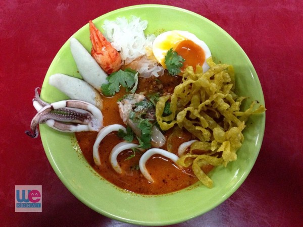 บะหมี่ต้มยำรวมมิตรทะเล มาแบบอลัง