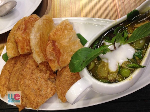 โรตีแกงเขียวหวานไก่