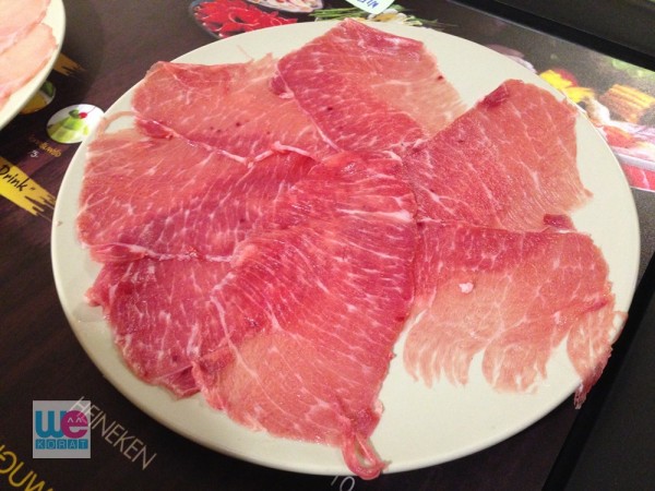 สันคอหมู