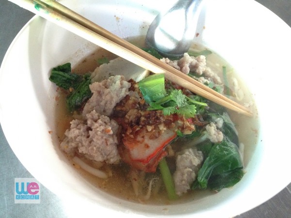 ก๋วยเตี๋ยวตำลึงต้มยำ