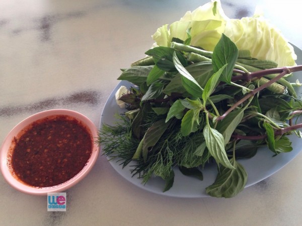 ผักกับน้ำจิ้ม