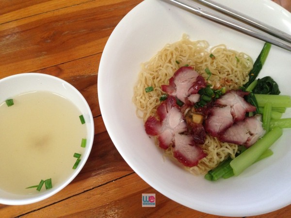 บะหมี่แห้งหมูแดง
