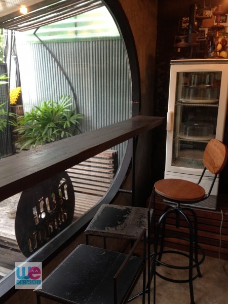 ที่นั่งมีไม่มาก
