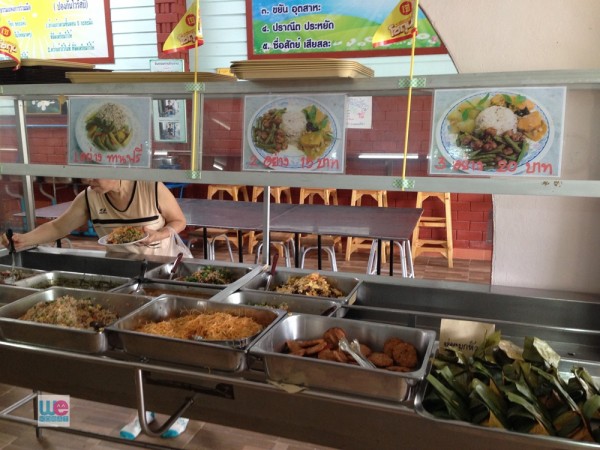 ข้าวแกงเจ ถ้ากับอย่างเดียวก็ฟรีไม่คิดเงิน