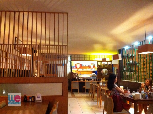 บรรยากาศในร้าน ส่วนนั่งโต๊ะ
