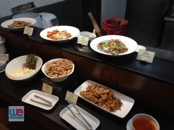 มุมส้มตำ ไก่ทอด