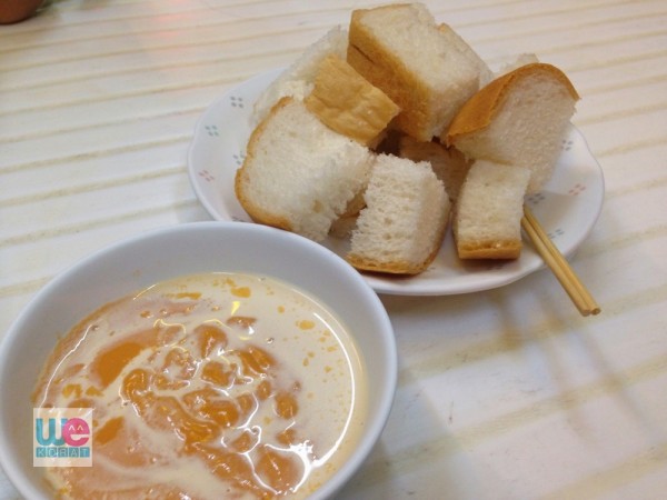 ขนมปังสังขยา