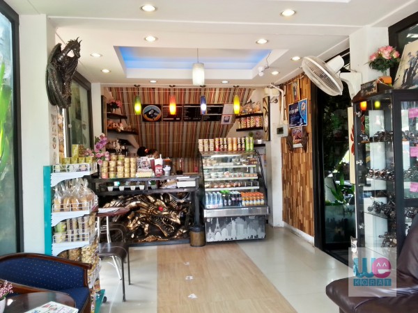 ร้านกาแฟ Dragon coffee