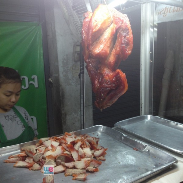 หมูแดงของร้านก๋วยเตี๋ยวป้าทุเรียน