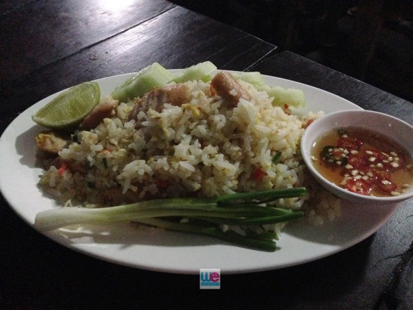 ข้าวผัดไส้กรอก