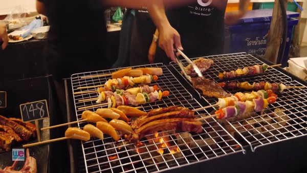 เมนูอาหารย่างจัดเต็มร้าน 8 Bistro