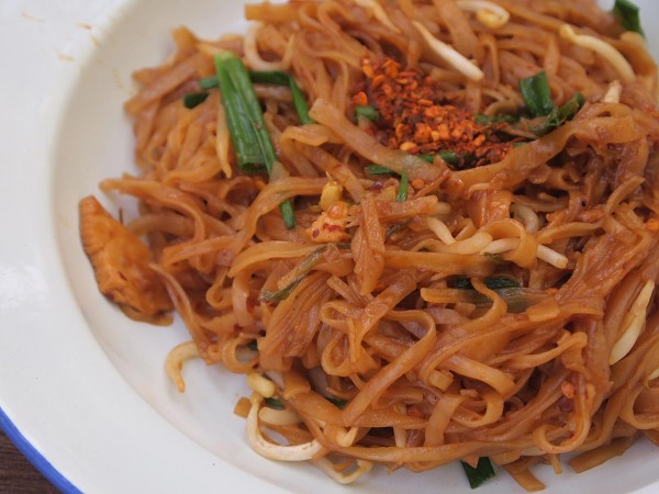 ผัดหมี่โคราช