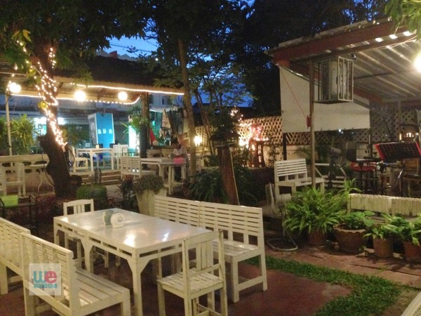 ชิลในสวน มีวงดนตรีสดด้วย