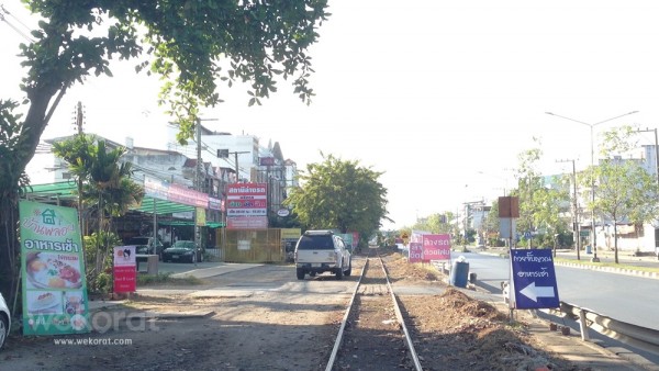 มองหาป้ายมองที่ตั้งร้าน ใกล้ซอย 11 ได้เลย