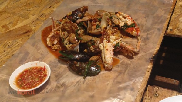 ชุบมือเปิบ ร้าน Zaap Bar ประตู 1 มทส.
