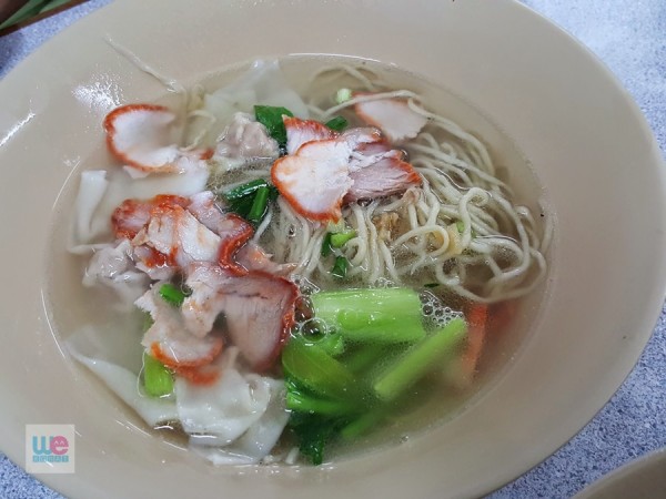บะหมี่เกี๊ยวน้ำ