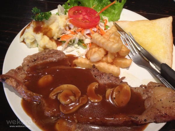 สเต็กเนื้อออสเตรเลีย