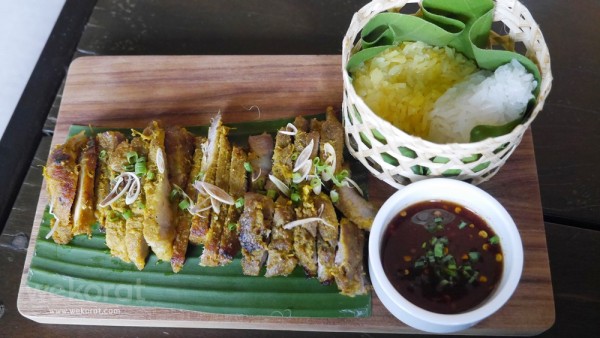 หมูย่างผึ้งน้อย