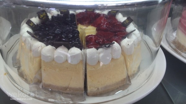 ขนมเค้กที่ร้าน สูตรเดียวกับ Sweet Cafe'
