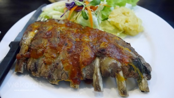 ซี่โครงหมูอบ