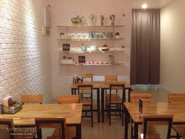 บรรยากาศร้านสาขาหมู่บ้านอินโทร