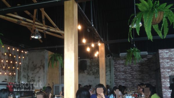 บรรยากาศในร้าน